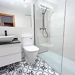 Rabat 24, Oasis De Capistrano * Nerja