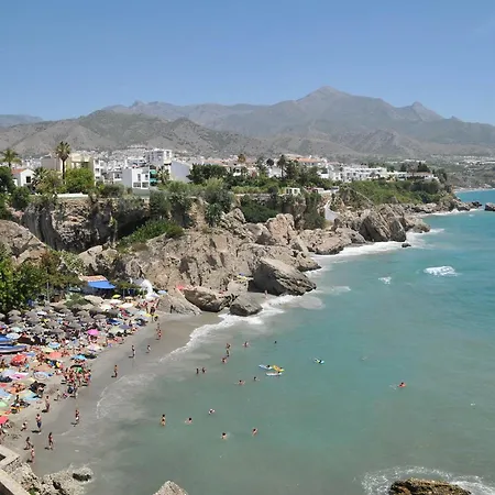 Rabat 24, Oasis De Capistrano * Nerja
