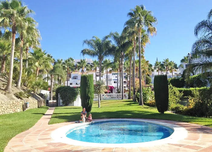 Rabat 24, Oasis De Capistrano * Nerja